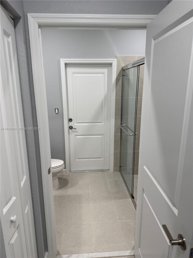 Building Photo - 16225 SW 147th Ct