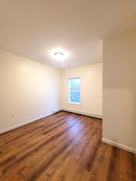 Building Photo - 119 Rodney St