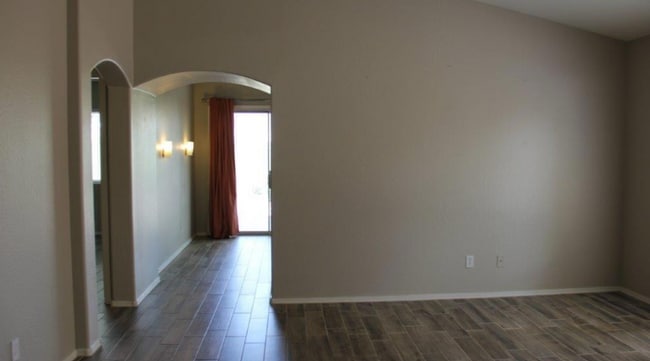 Building Photo - 22660 W Adams Dr
