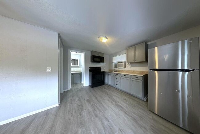 Building Photo - 8240 Krag Dr
