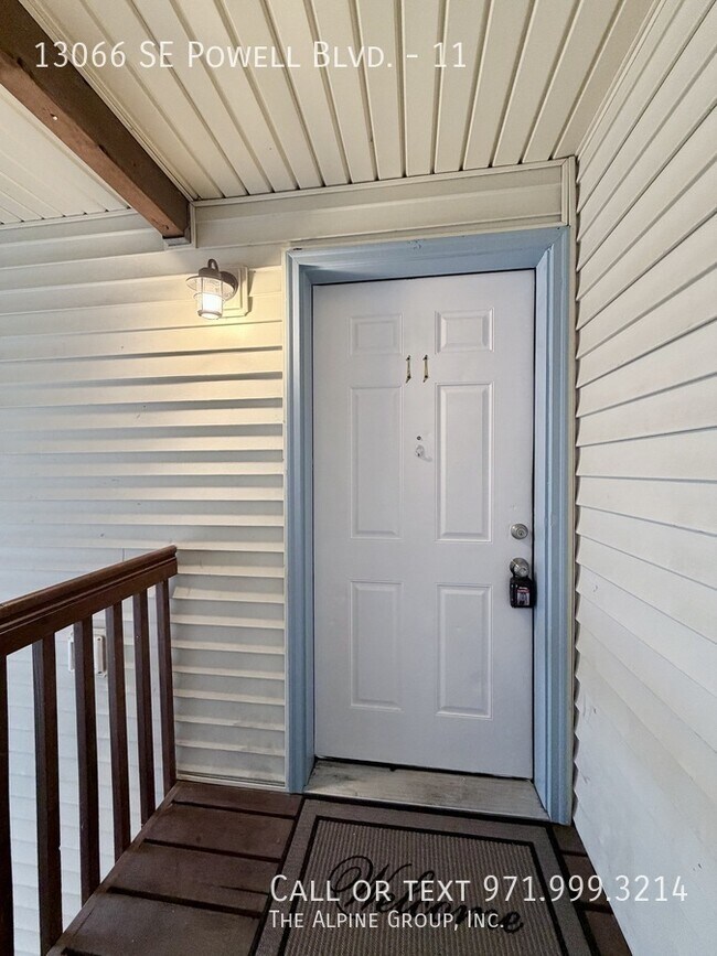 Building Photo - 13066 SE Powell Blvd