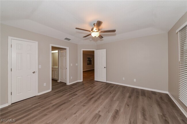 Building Photo - 3767 Acorn St