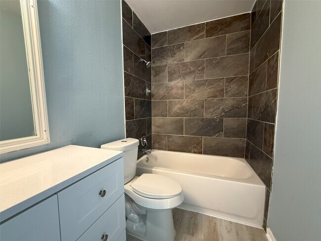 Building Photo - 8523 Hearth Dr