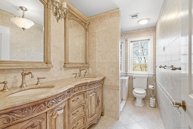 Building Photo - 590 West St