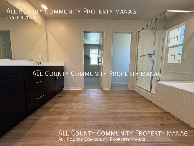 Building Photo - 26604 Ashley Rd