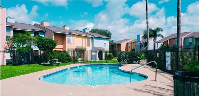 Building Photo - 6702 Everhart Rd