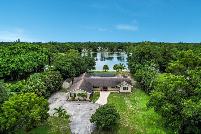 Building Photo - 4529 Square Lake Dr