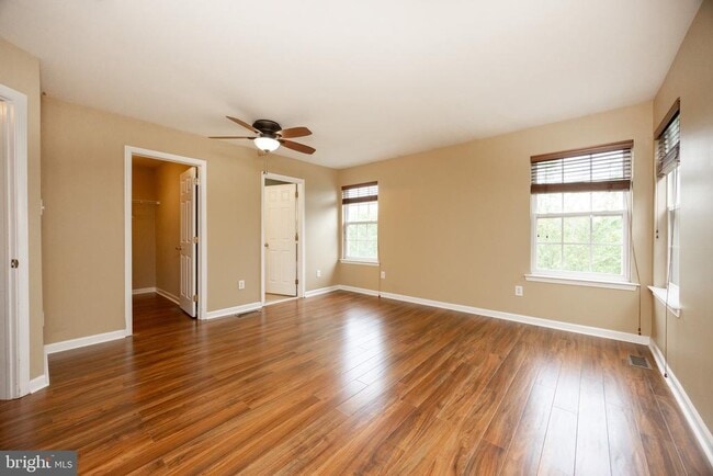 Building Photo - 2717 Fynamore Ln
