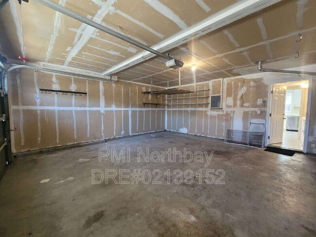 Building Photo - 239 Brookside Dr