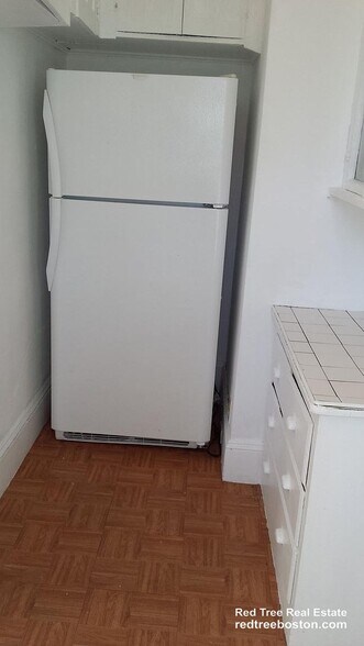 Building Photo - 22 Commonwealth Terrace