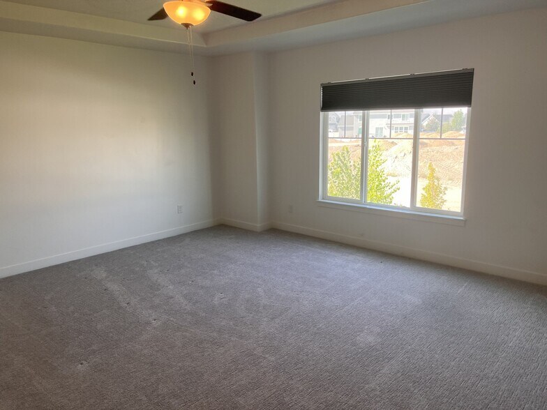 Building Photo - 1156 S 800 W