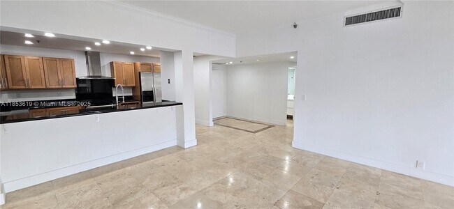 Building Photo - 201 Crandon Blvd