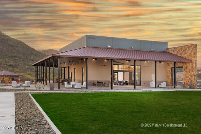 Building Photo - 13335 W Red Range Way
