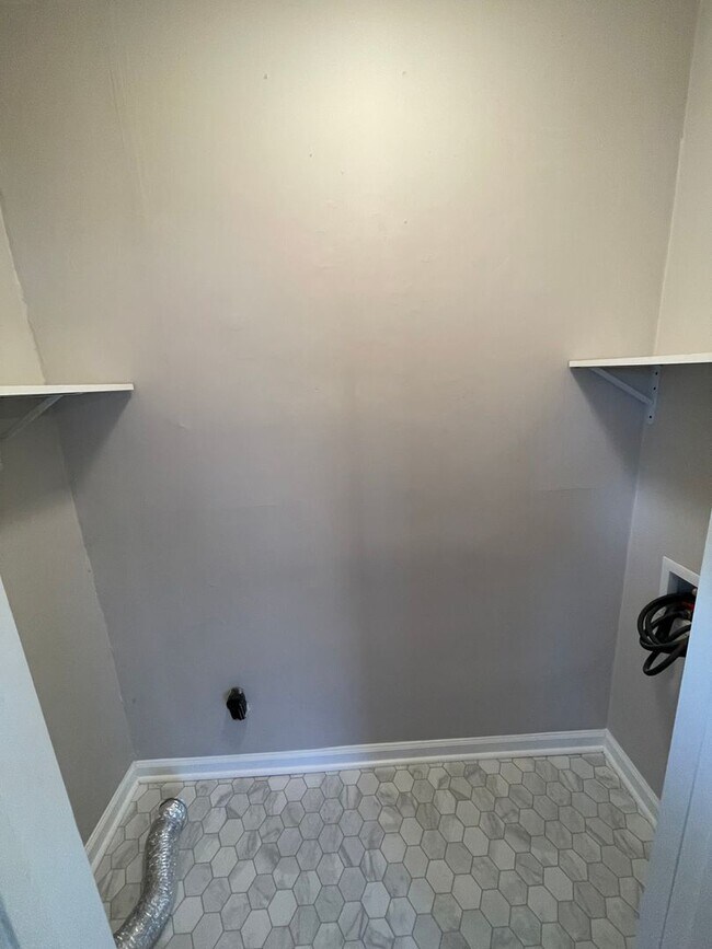 Building Photo - Renovated 1950's 3 Bedroom Home For Rent!