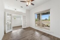 Building Photo - 804 Sedona St