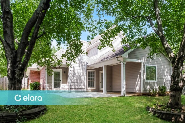 Building Photo - 518 Sussex Dr SW