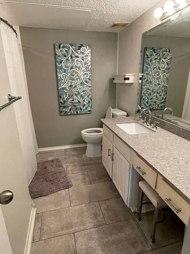 Building Photo - 891 Dublin Dr