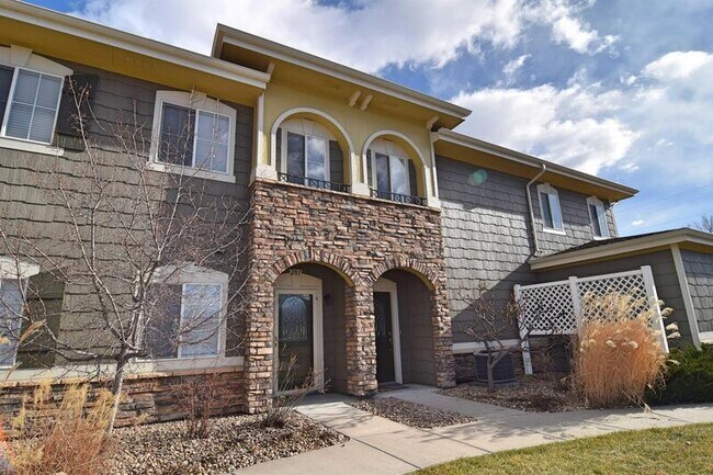 Building Photo - 6242 Kilmer Loop