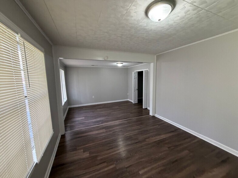 Building Photo - Welcome to your new home in Southaven, MS!