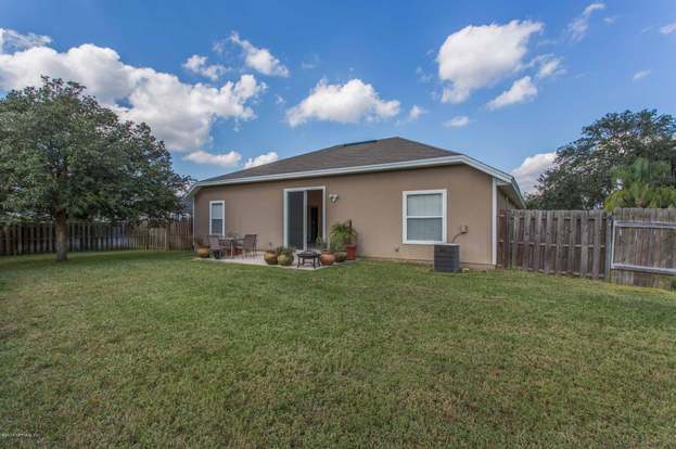 Building Photo - 12096 Coachman Lakes Way