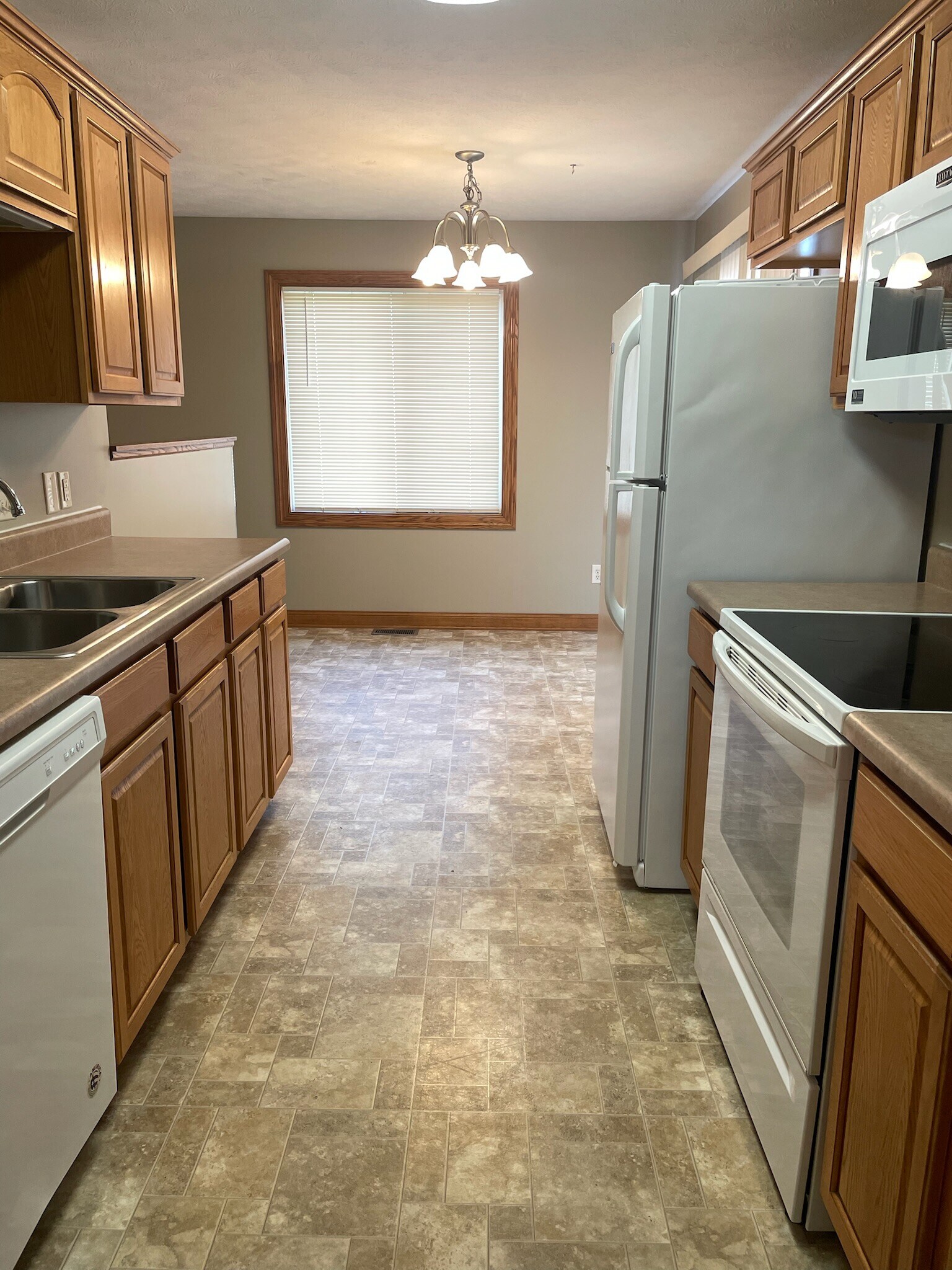 Building Photo - 7364 Mercy Ln