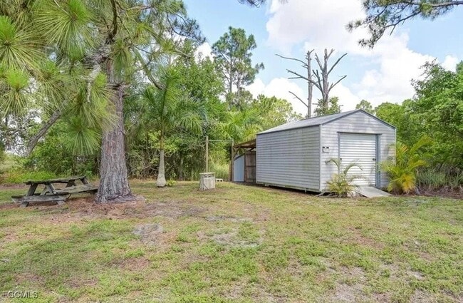 Building Photo - 1107 Bard Ct
