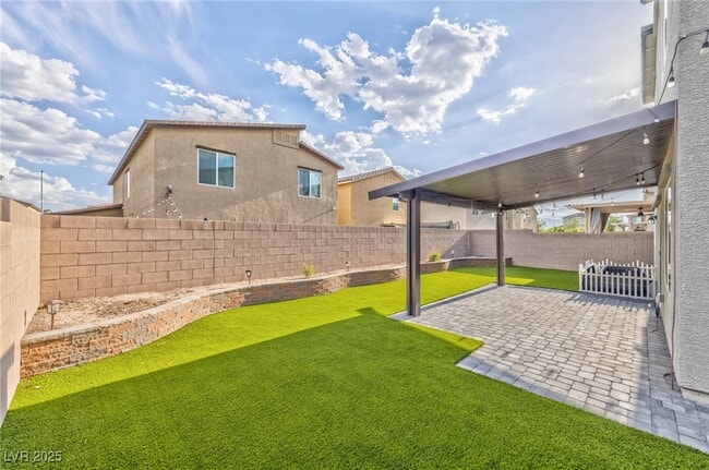 Building Photo - 4031 Beech Fern Ave