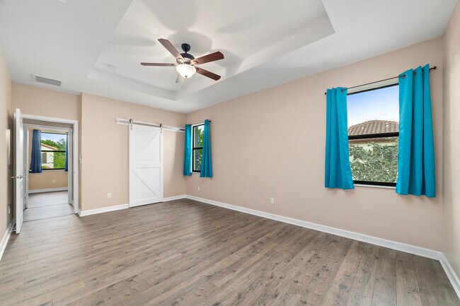 Building Photo - 6001 Night Heron Ct