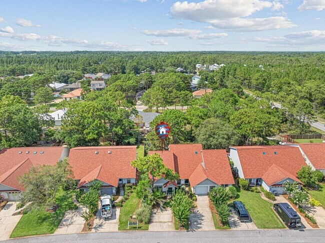 Building Photo - 42 Vía Largo