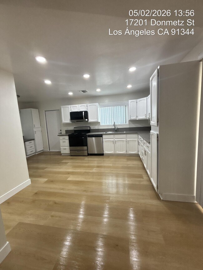 Building Photo - 17178 McKeever St