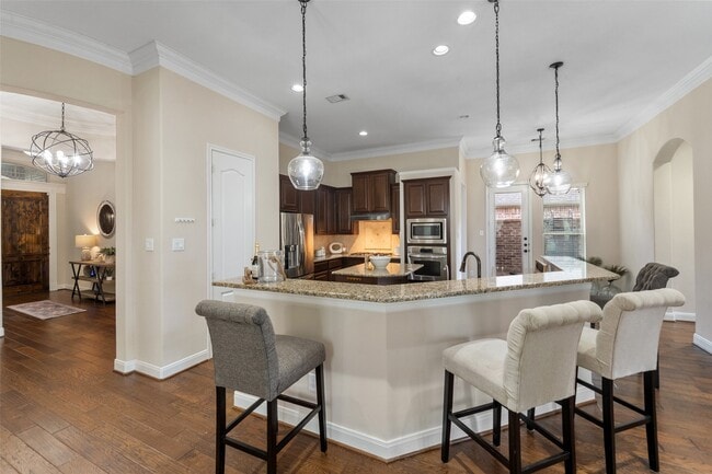 Building Photo - 34 Danby Place