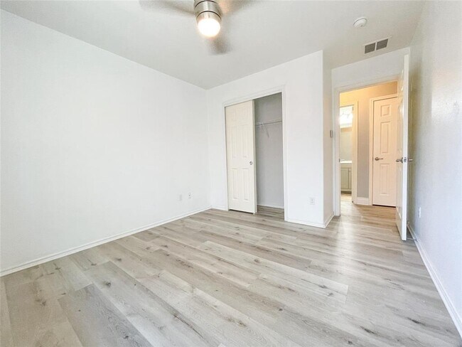 Building Photo - 2401 Christoff Loop