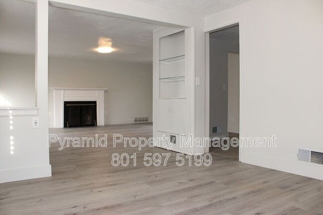 Building Photo - 760-762 N 100 W