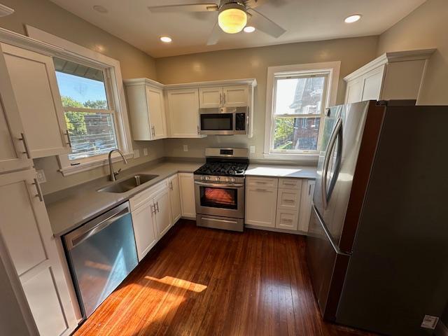 Building Photo - 3966 Regent Ave