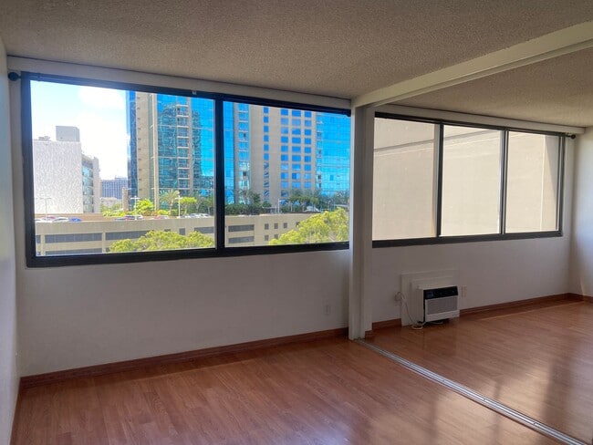 Building Photo - 55 S. Kukui St. #D904