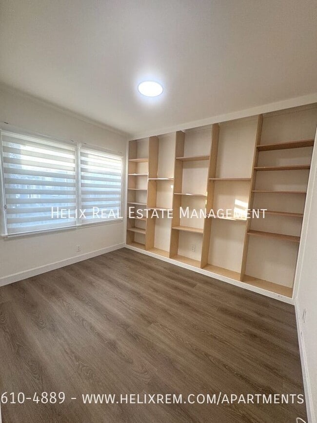 Building Photo - 1706 N Sierra Bonita Ave