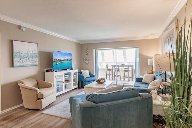 Building Photo - 1255 E Peppertree Dr