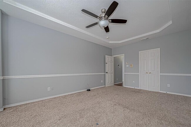 Building Photo - 16523 Pinon Vista Dr