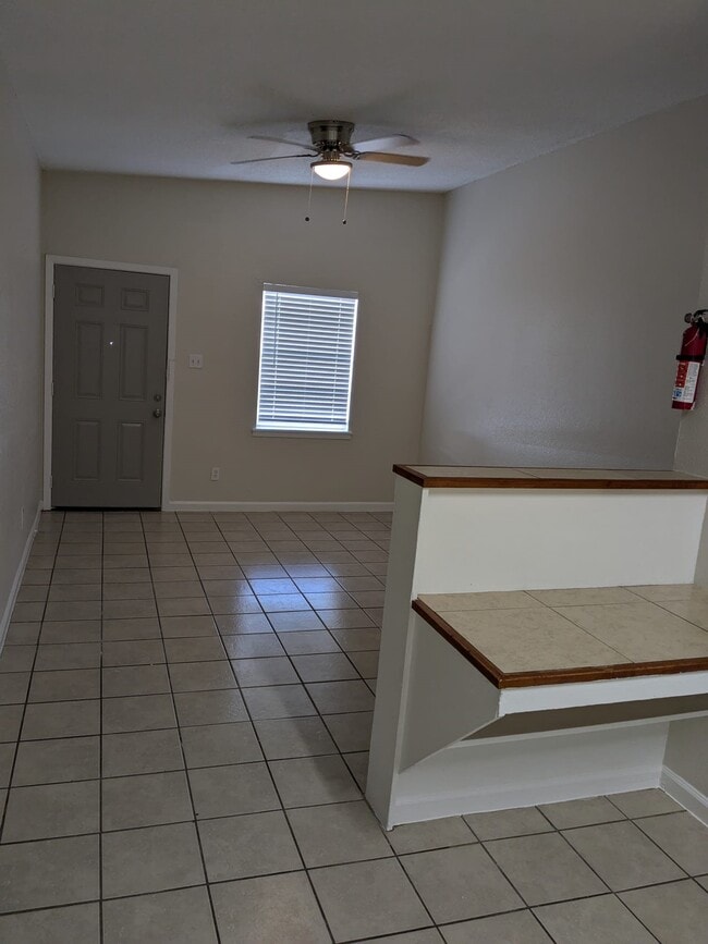 Building Photo - 3357 Frick Rd