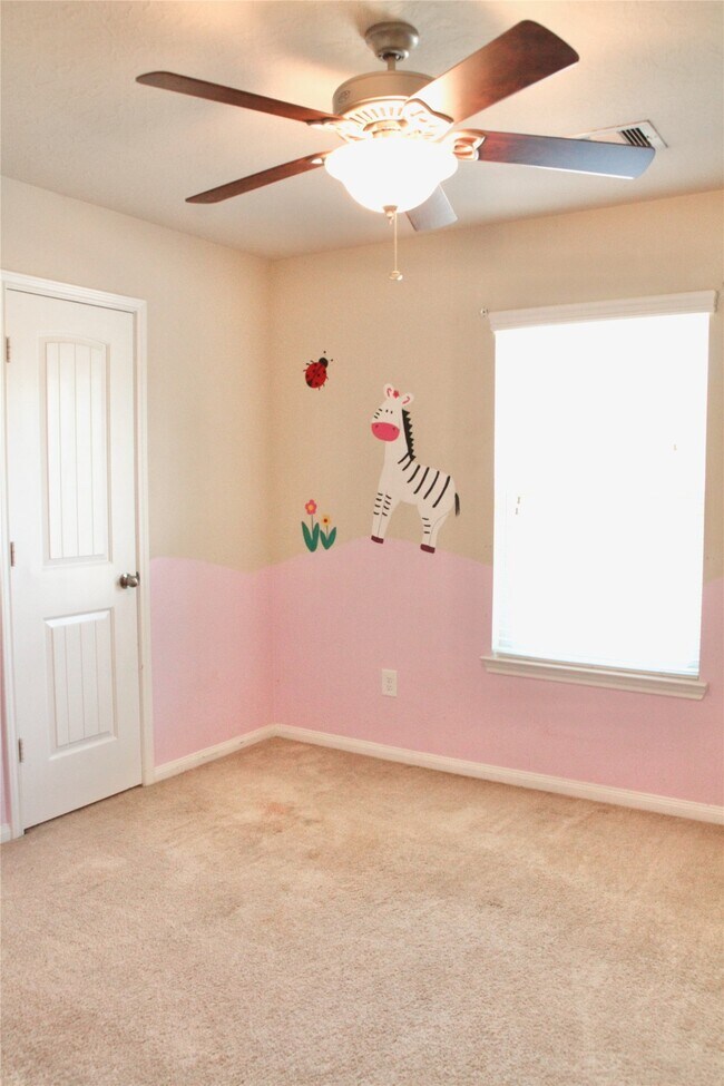 Building Photo - 24834 Colonial Maple Dr