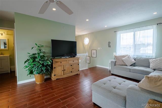Building Photo - 4824 Ridenour Dr