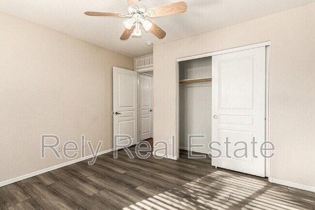 Building Photo - 17462 W Acapulco Ln