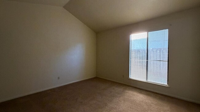 Building Photo - 1555 W Boston Ave