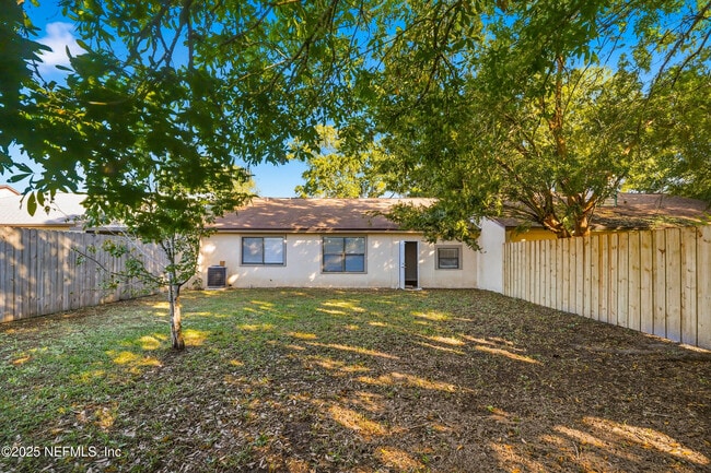 Building Photo - 3608 Chappi Way