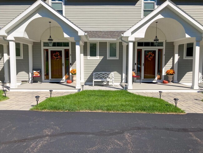 Building Photo - 38 Pebble Beach Rd