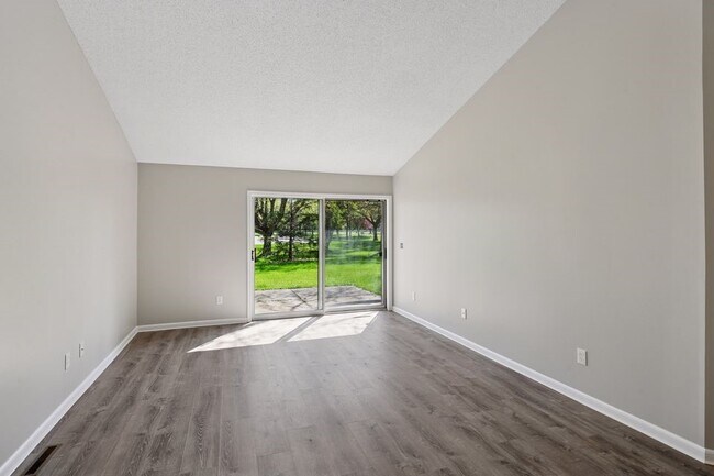 Building Photo - 8327 Victoria Dr