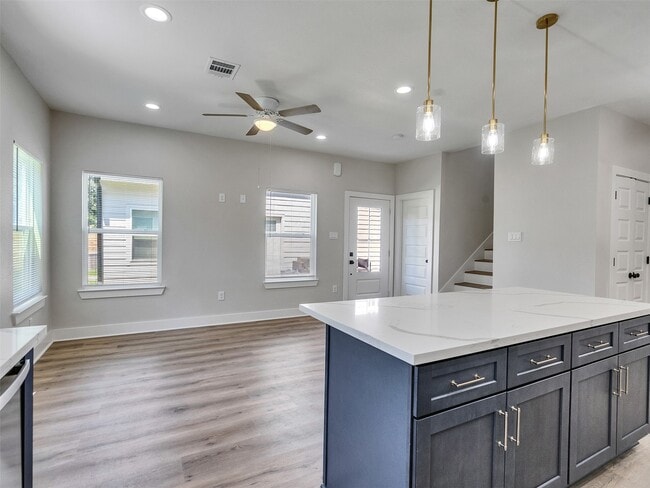 Building Photo - 4713 Talina Way