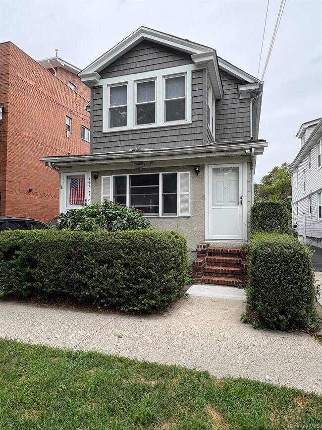 Building Photo - 147-35 41st Ave