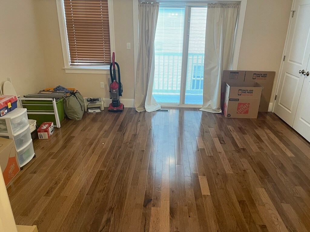 Building Photo - 7 Wendell Plz