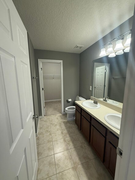 Building Photo - 6977 Heatherton Ct